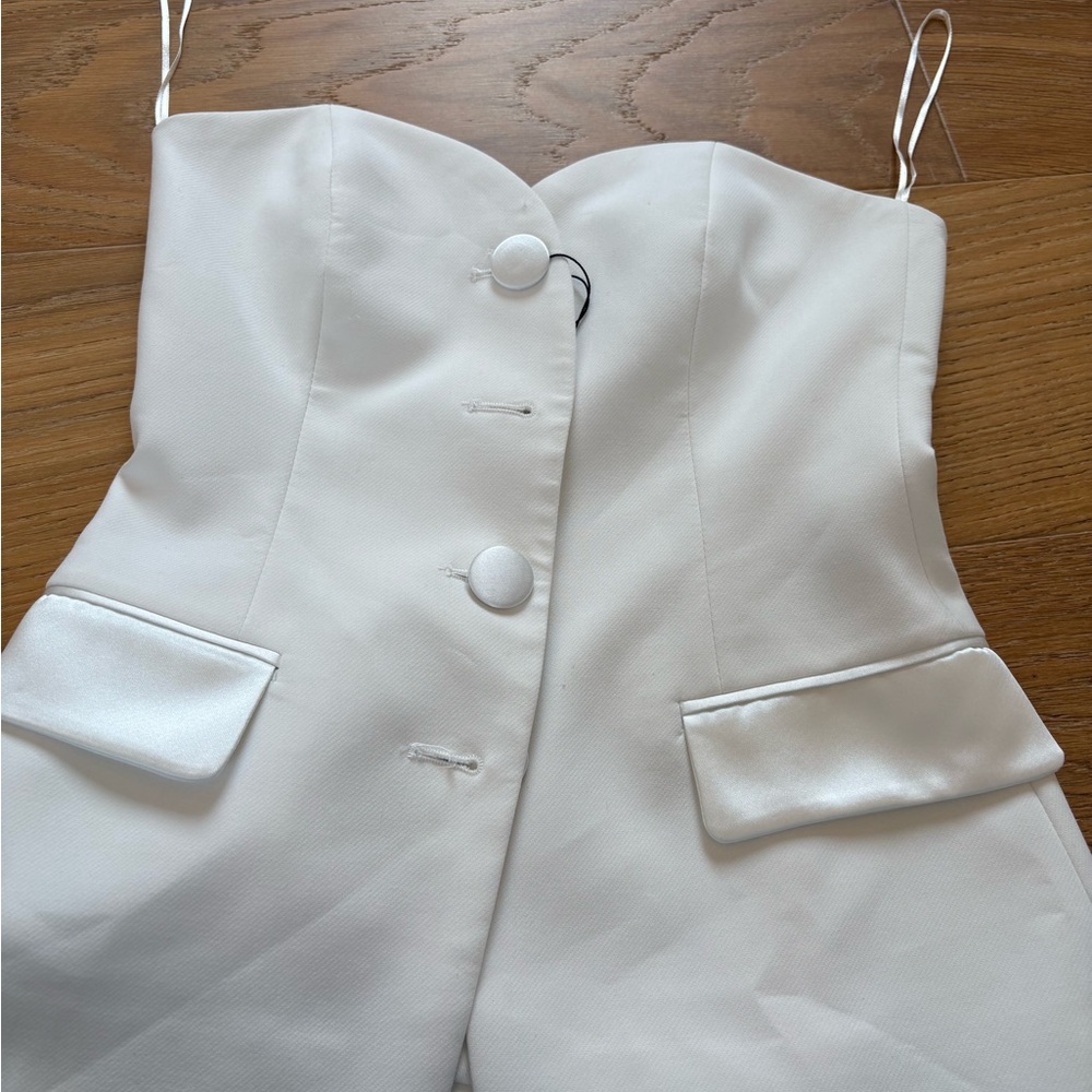 Zara White Strapless Buttoned Top